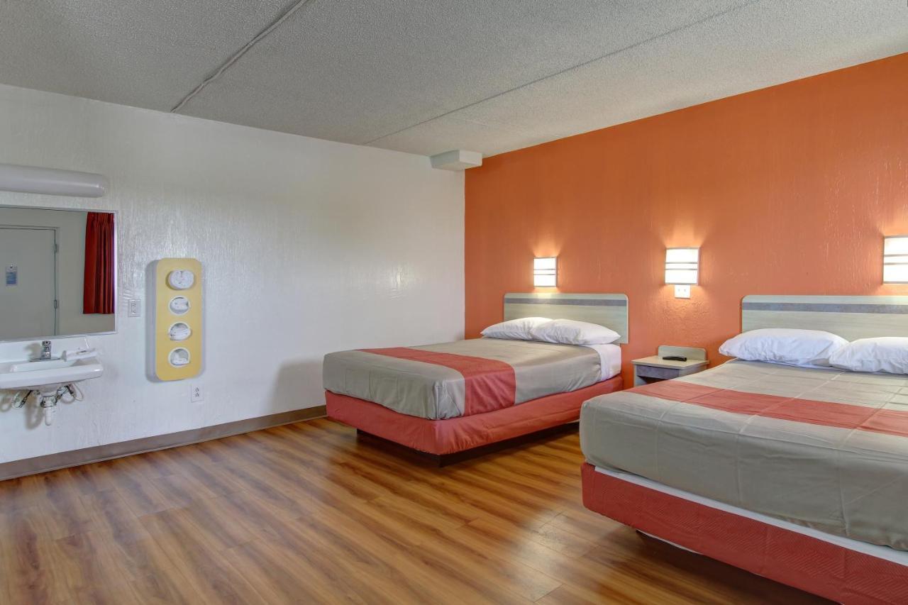 Motel 6-North Ridgeville, Oh - Cleveland Intl Airport - N Ridgeville Exterior foto